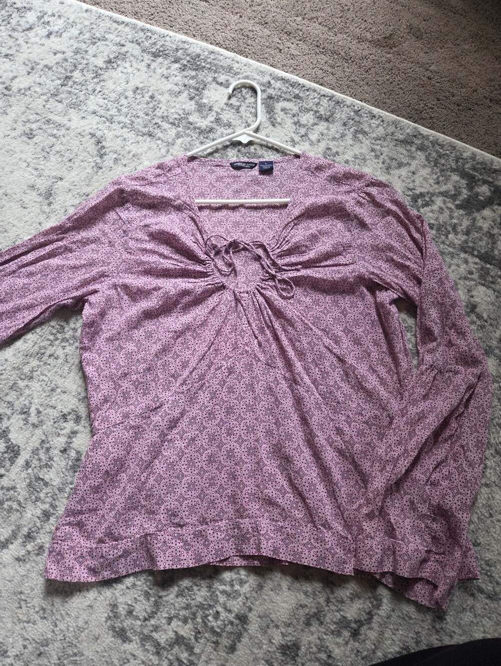 American Eagle Outfitters Floral Blouse Size L 100% Cotton